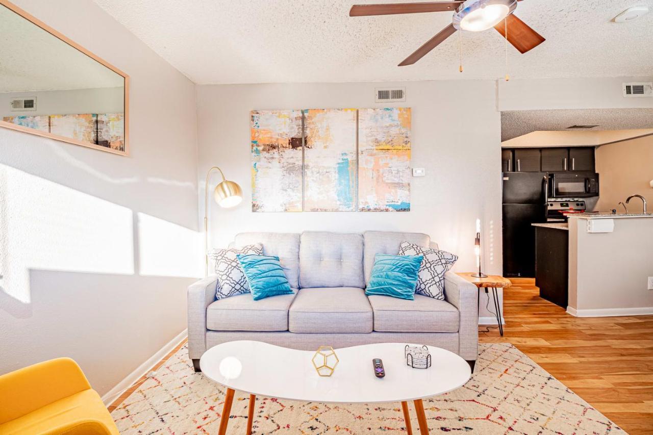 אוסטין Efficiency 2Br King Bed Suites Next To Downtown מראה חיצוני תמונה